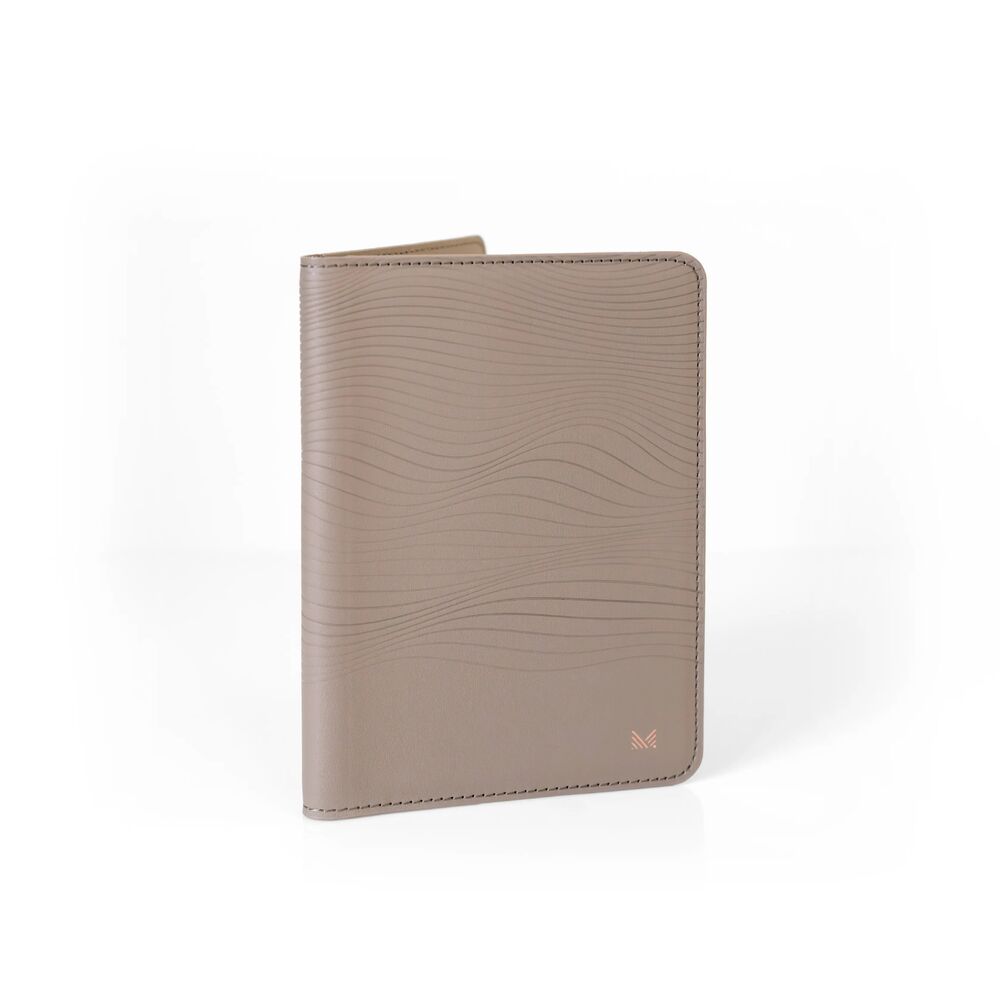 MONOCOZZI LUCID Refined Biodegradable Leather Slim Passport Holder